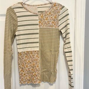 American Eagle Outfitters Tan Asymmetrical Long Sleeve Tee
